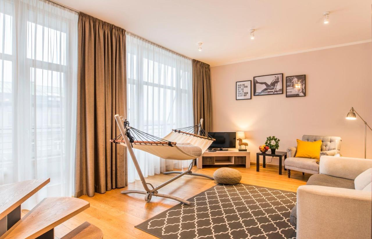 Central 2-Level Penthouse With Terrace And Free Parking Riga Ngoại thất bức ảnh