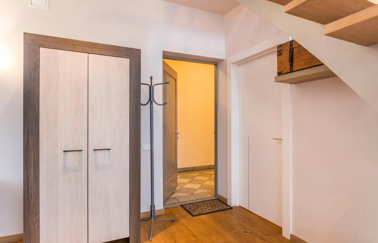 Central 2-Level Penthouse With Terrace And Free Parking Riga Ngoại thất bức ảnh