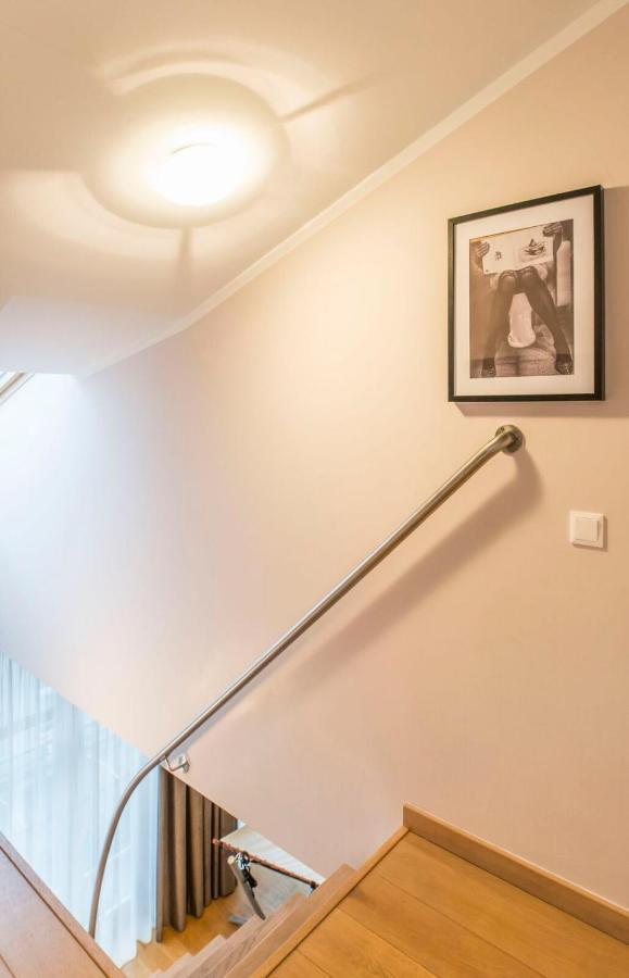 Central 2-Level Penthouse With Terrace And Free Parking Riga Ngoại thất bức ảnh